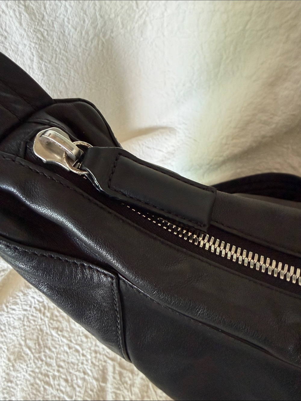 rag & bone Black Cross Body Bucket Bag - Picture 3 of 8